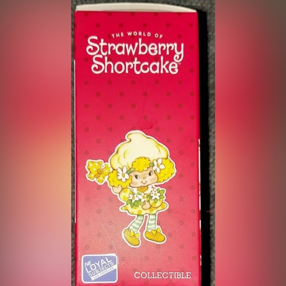 Strawberry Shortcake
LEMON MERINGUE 2.5" Mini Figure NIB - Picture 3 of 4